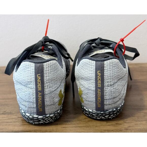 NWT Under Armour UA HOVR™ Shakedown Metallic Plaid Track Shoes Size 5.5 - Picture 4 of 9